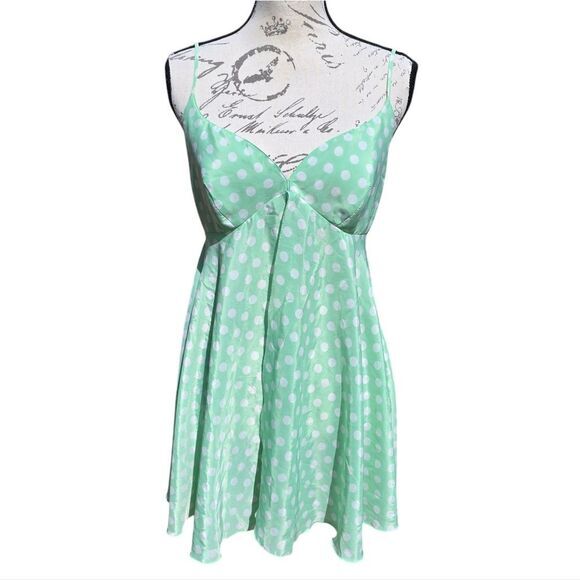 Victoria's Secret Vintage Green Polka‎ Dot Babydoll Size Medium - Picture 1 of 10